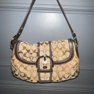 Classic Coach Brown Leather Purse